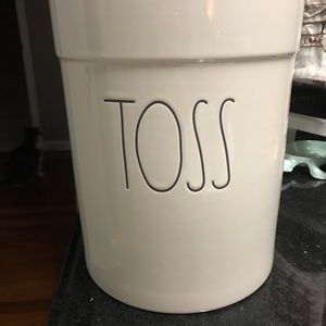 New Rae Dunn trash can